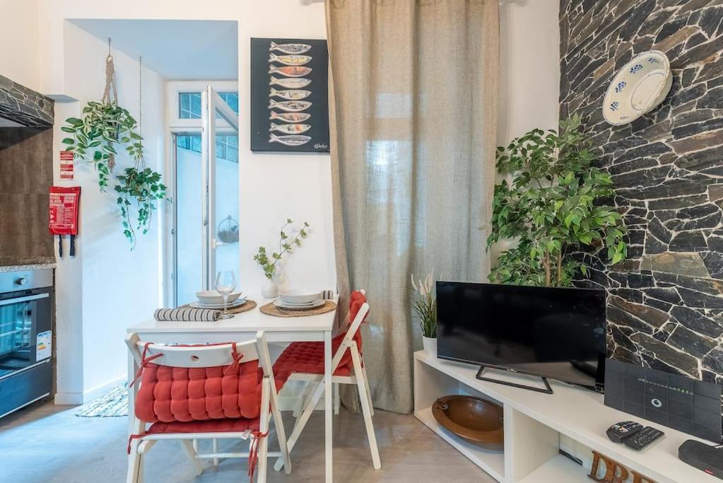 Modern Rustic Apartment In Graca Lisboa Екстериор снимка